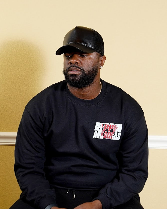 MIDNIGHT BLACK REPPIN ARKANSAS CREWNECK SWEATSHIRT